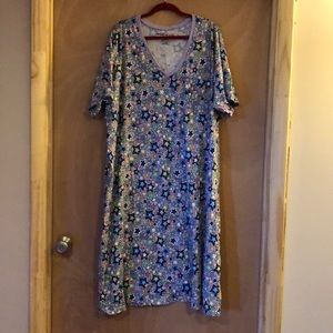 Star print oversized T-shirt dress